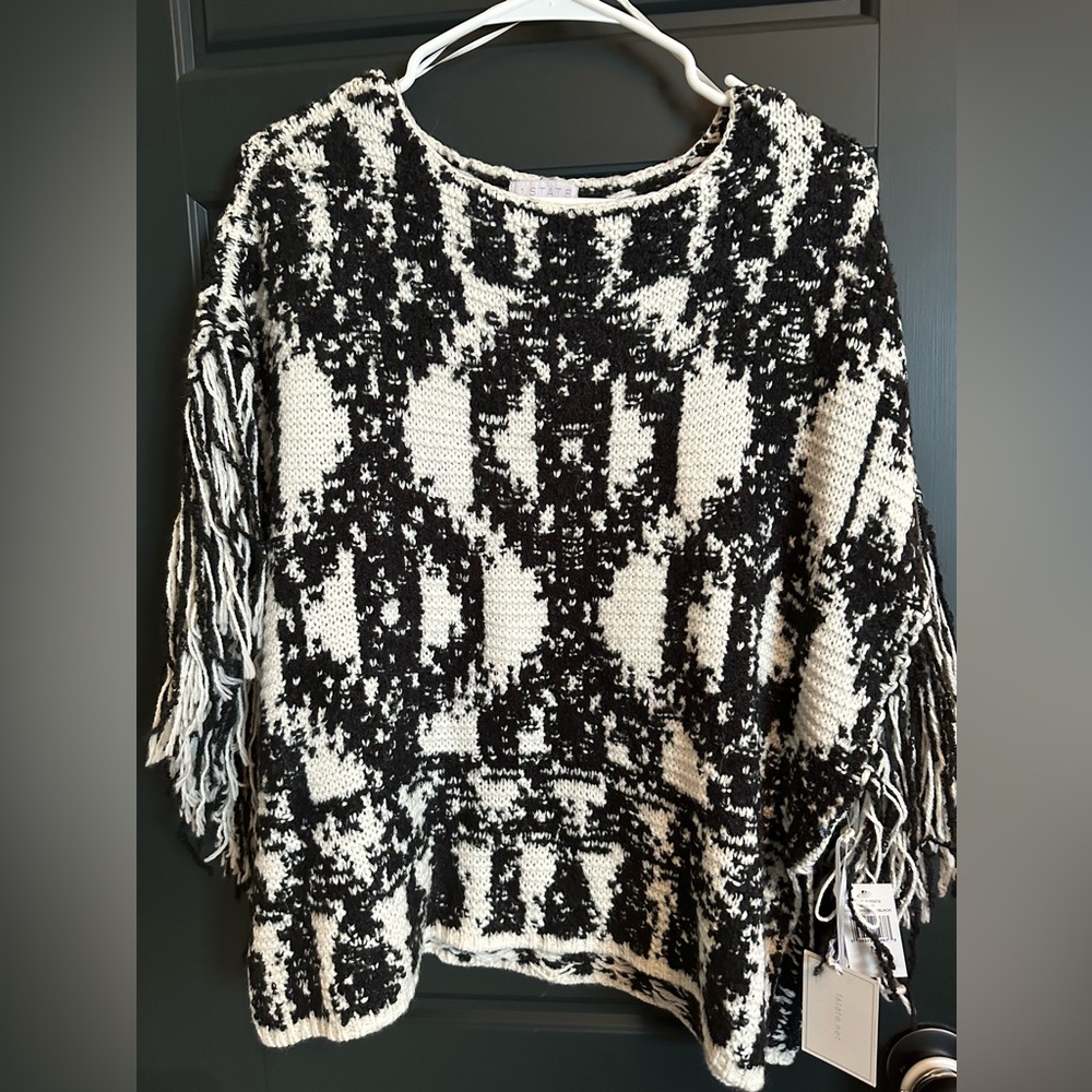 Poncho style sweater - size medium - 1 state - new with tags!